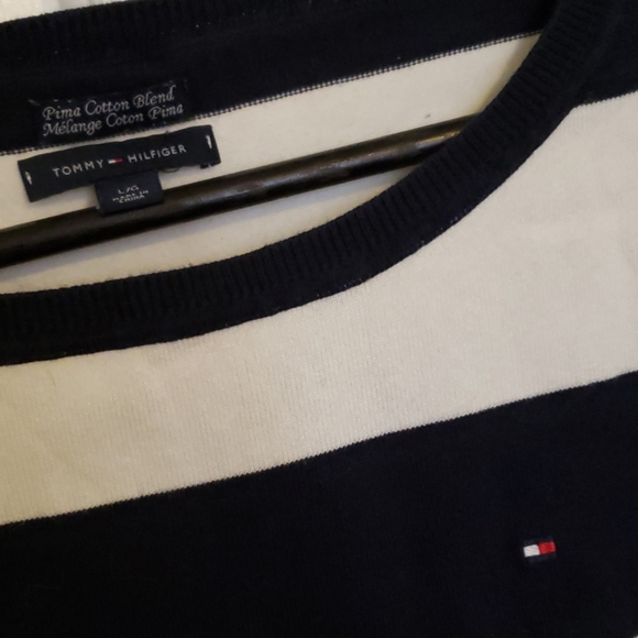 Tommy Hilfiger striped sweater - Picture 2 of 2